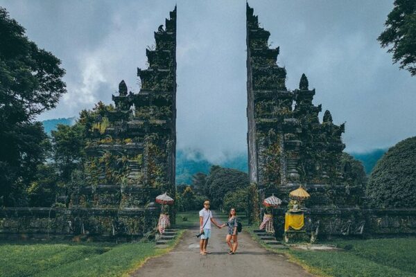North Bali Instagram Tour: Scenic Highland, Lakes & Jungle Vistas