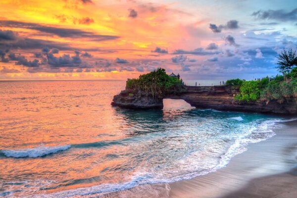 Tanah Lot Temple & Coastal Sunset Tour