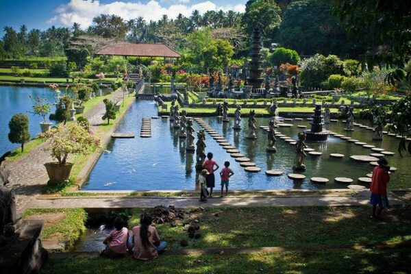 Bali Photo Tour: Gates of Heaven, Rice Terrace, Waterfall & Swing